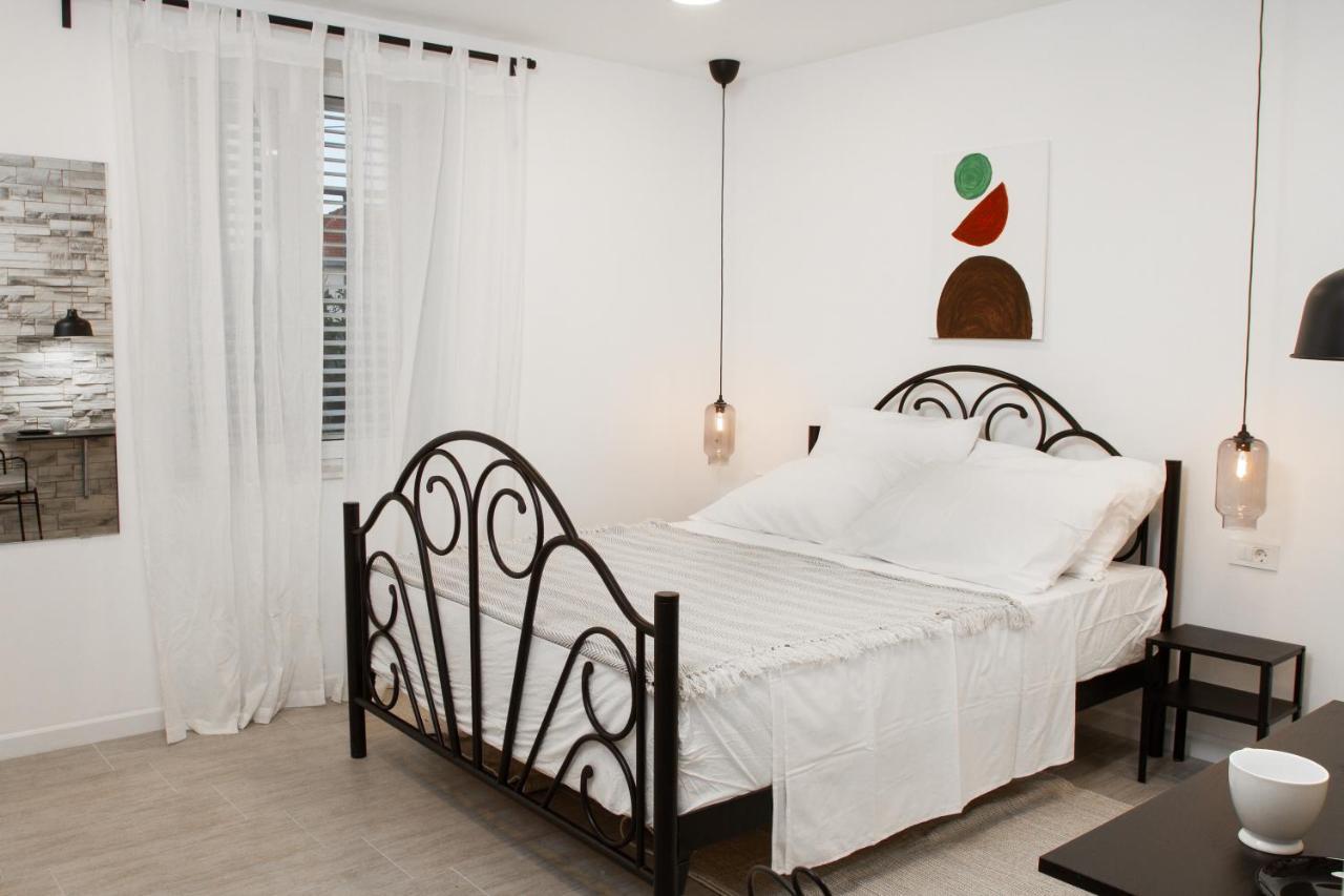 Vinea Suites Трогир Экстерьер фото
